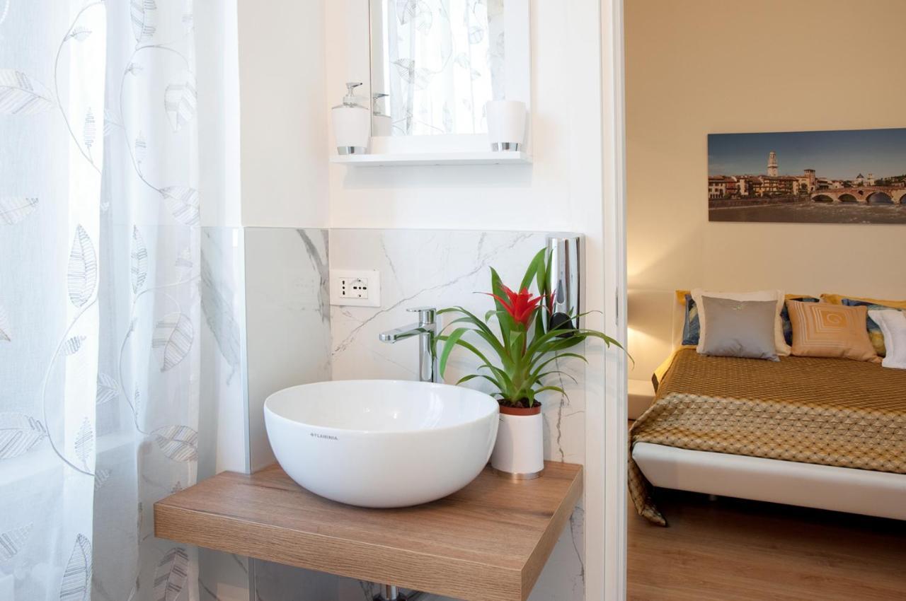 Arena D'Intorno Bed & Breakfast Verona Bagian luar foto