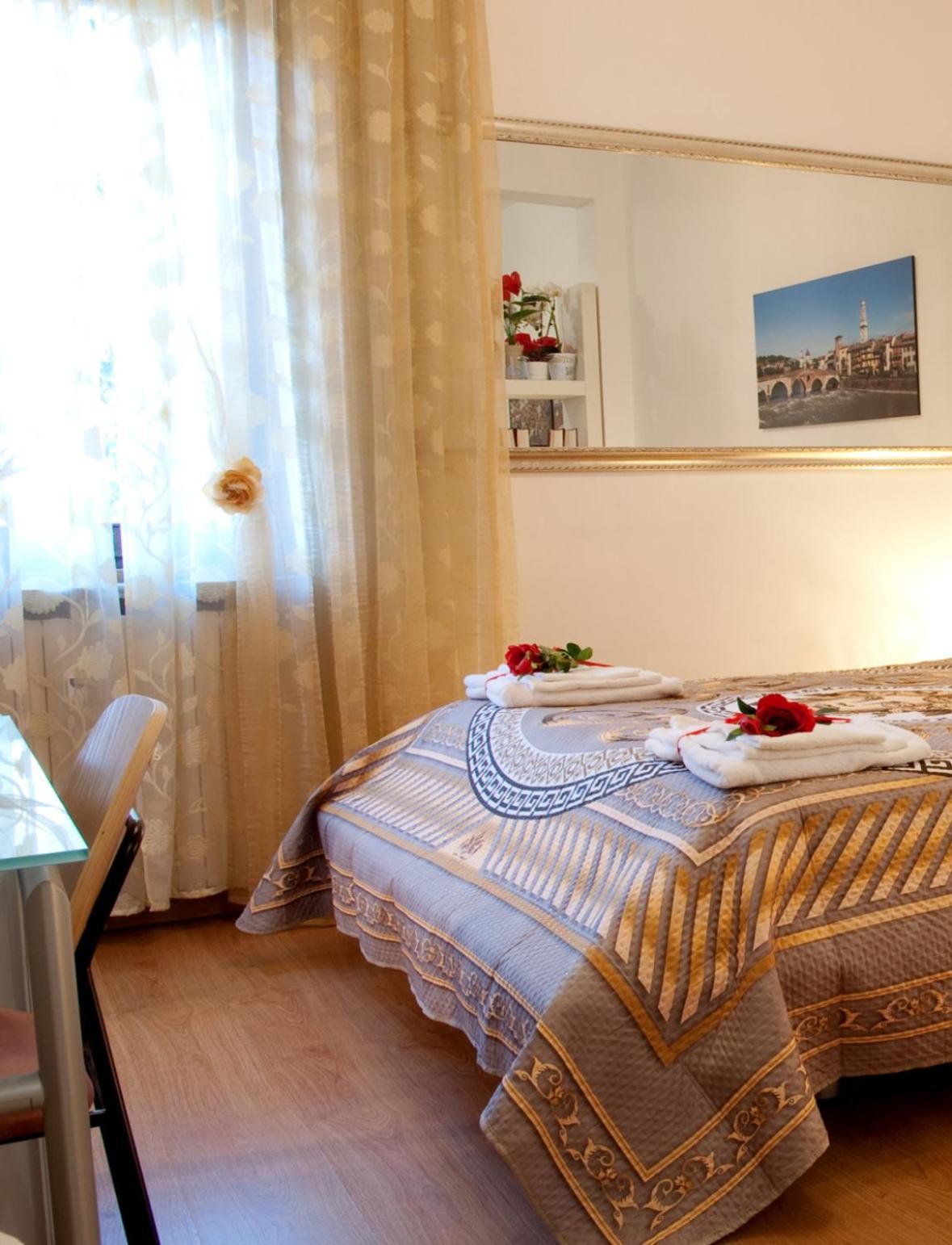 Arena D'Intorno Bed & Breakfast Verona Bagian luar foto